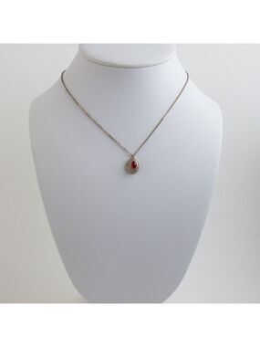 1928 Brand Red Glass Cabochon Locket Pendant Necklace Gold Tone